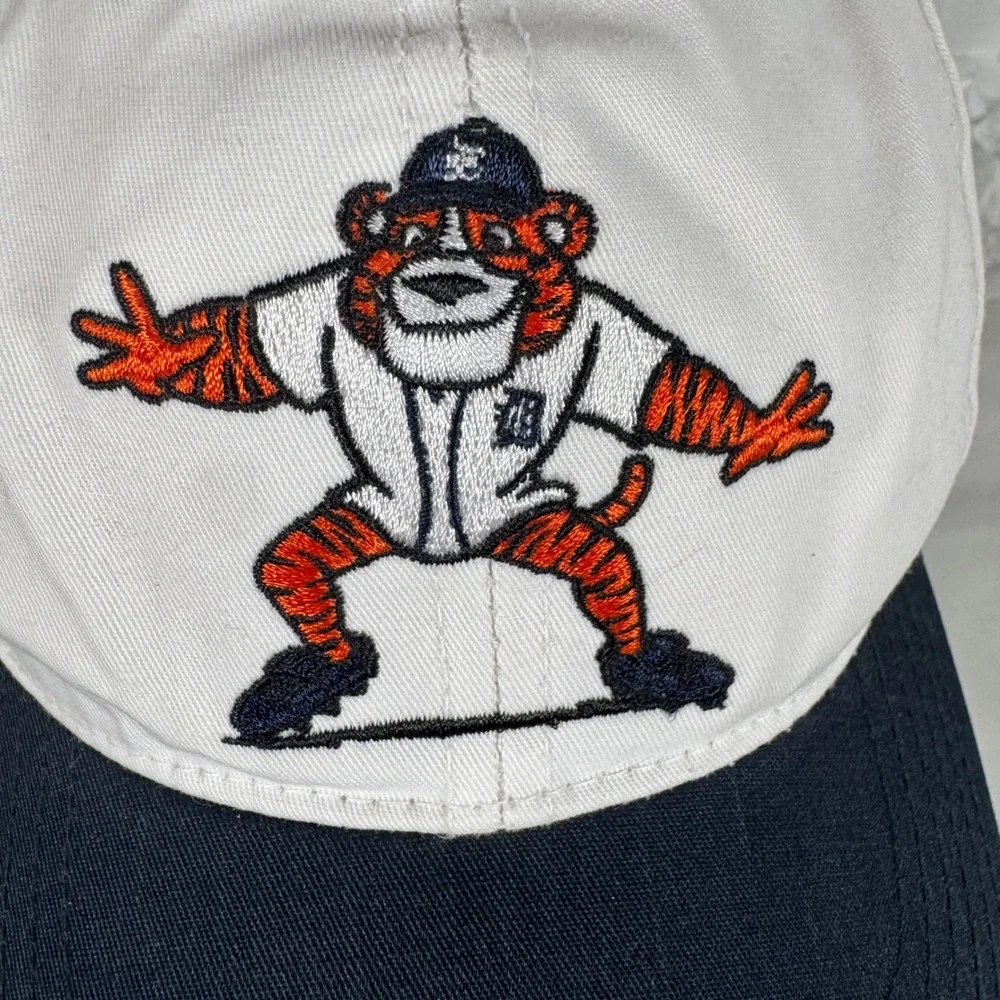 Vintage Detroit Tigers Paws‎ Snap Back Baseball Cap Hat Embroidered Mascot XS